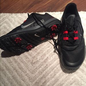 Nike Tiger Woods Golf Shoes Men’s 11-SOLD-
